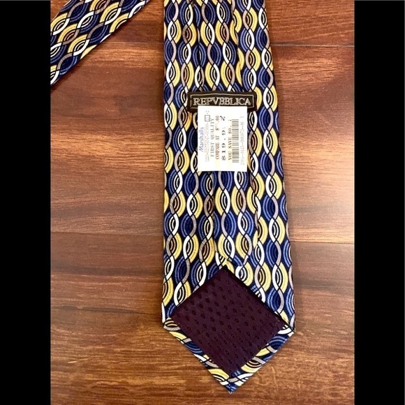 REPVBLICA Silk Necktie - Picture 3 of 9